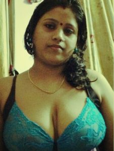 सेक्सी कहानियाँ > अँधेरी रात में बदनाम हुए रिश्ते > Padhiye sexy incest sex kahaniya, desi chudai stories sirf hindipornstories.org par...